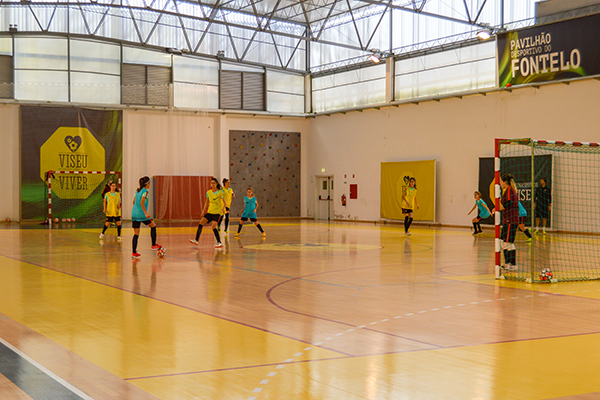 Seleção nacional sub-17 futsal feminino já treina em Viseu