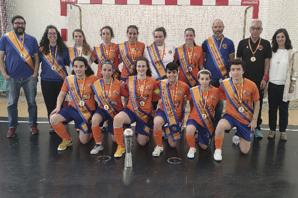 Futsal Feminino: Viseu 2001 ADSC recebeu a Taça de Campeão Distrital